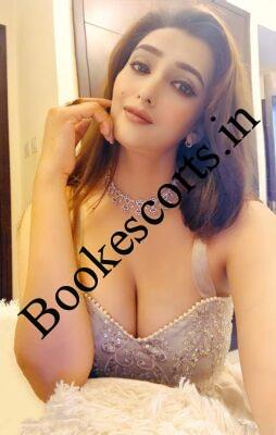 Reshma-Bhikaji-Cama-Place-Escort-in-Delhi